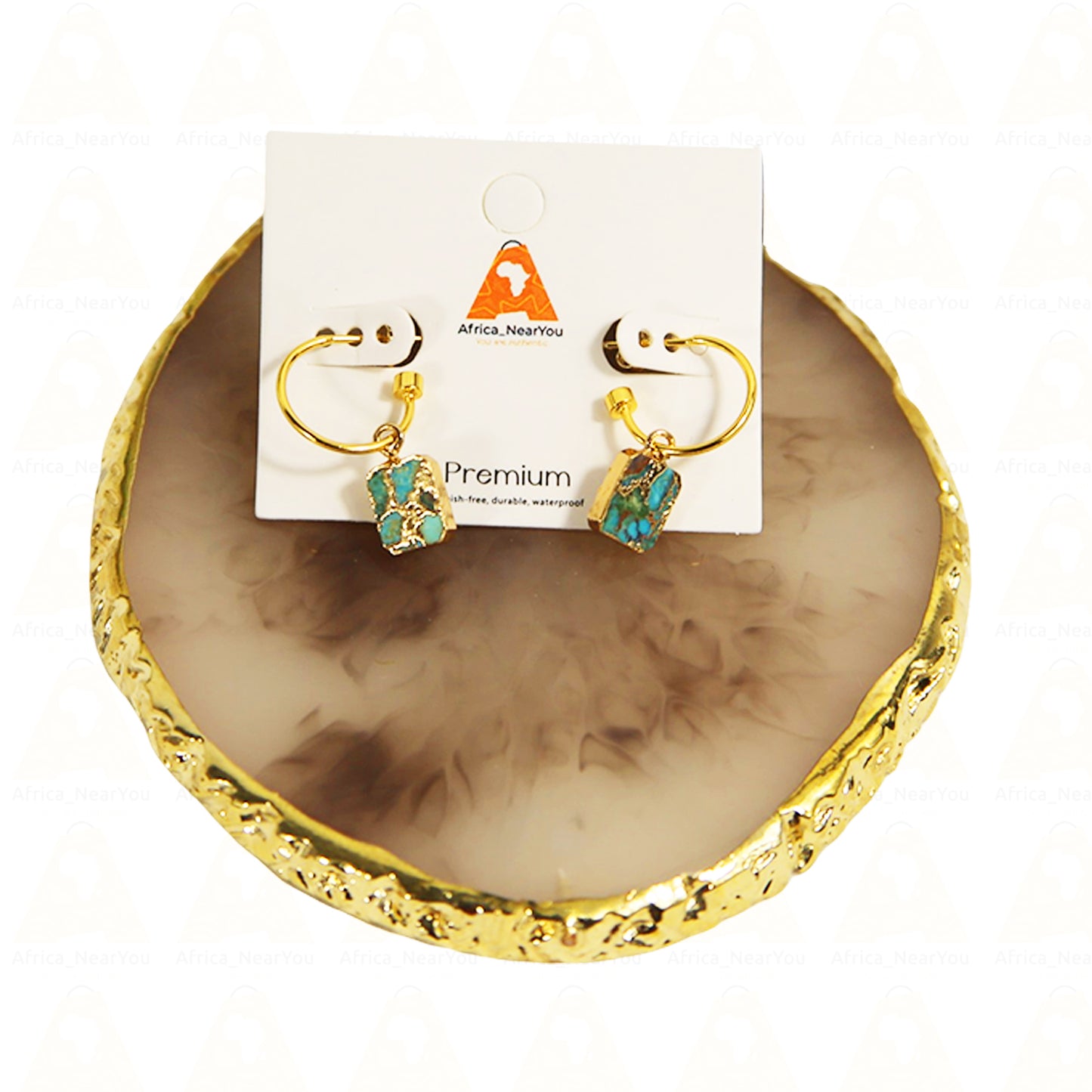 Multilayer leather bracelet with Turquoise stones.