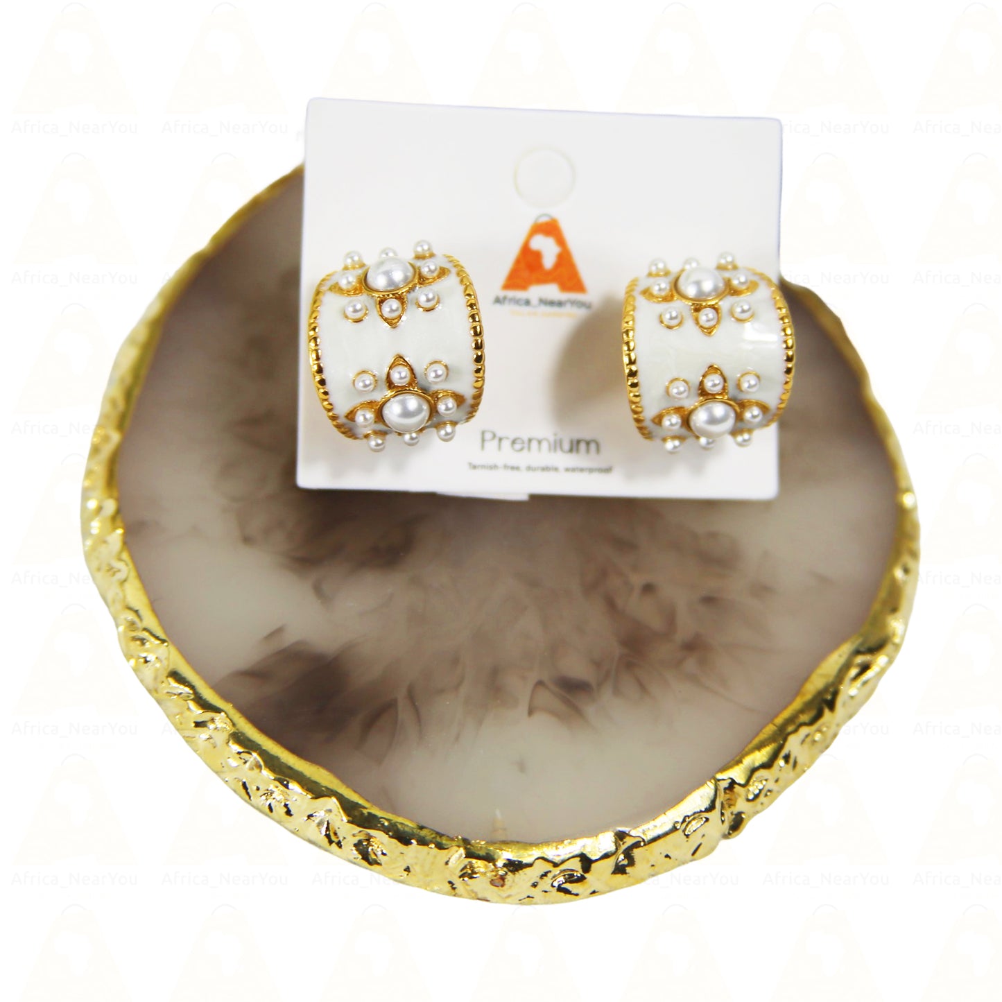 Stud pearl earrings premium