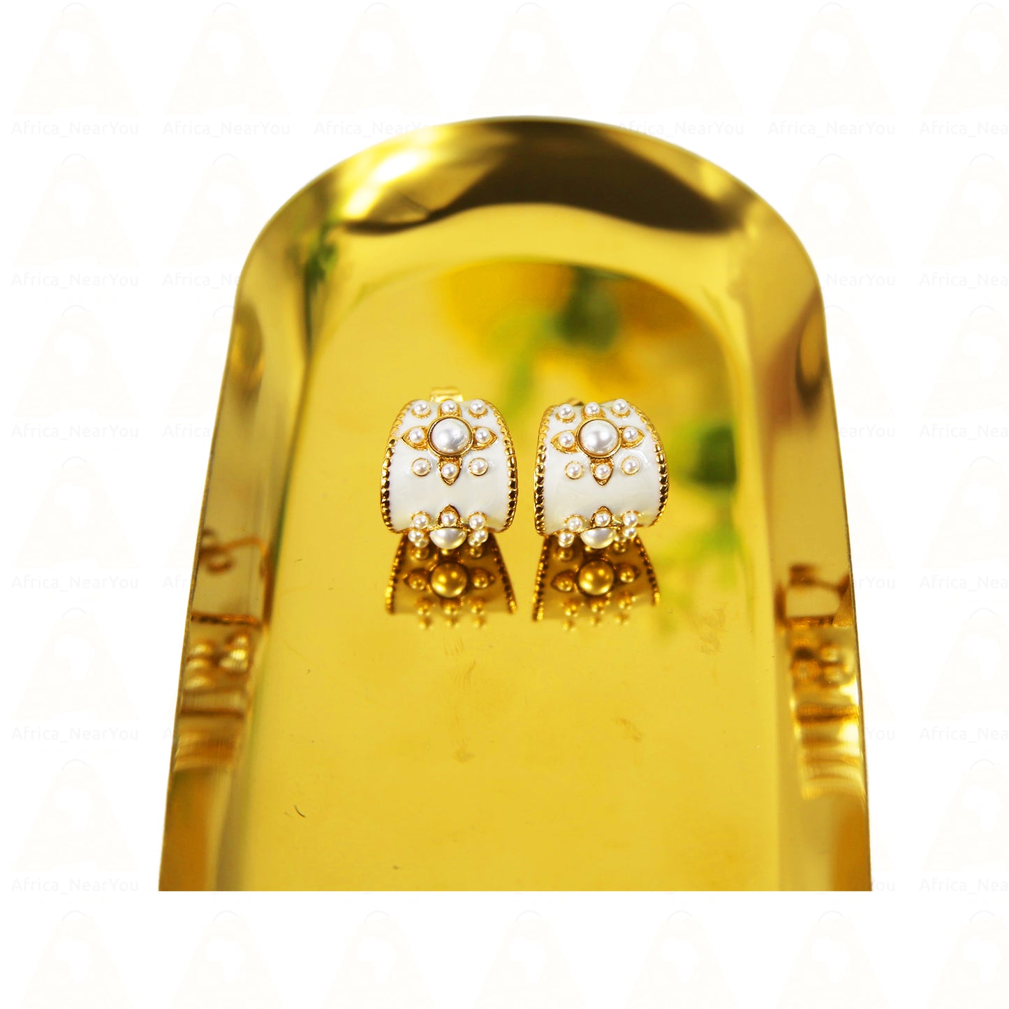 Stud pearl earrings premium