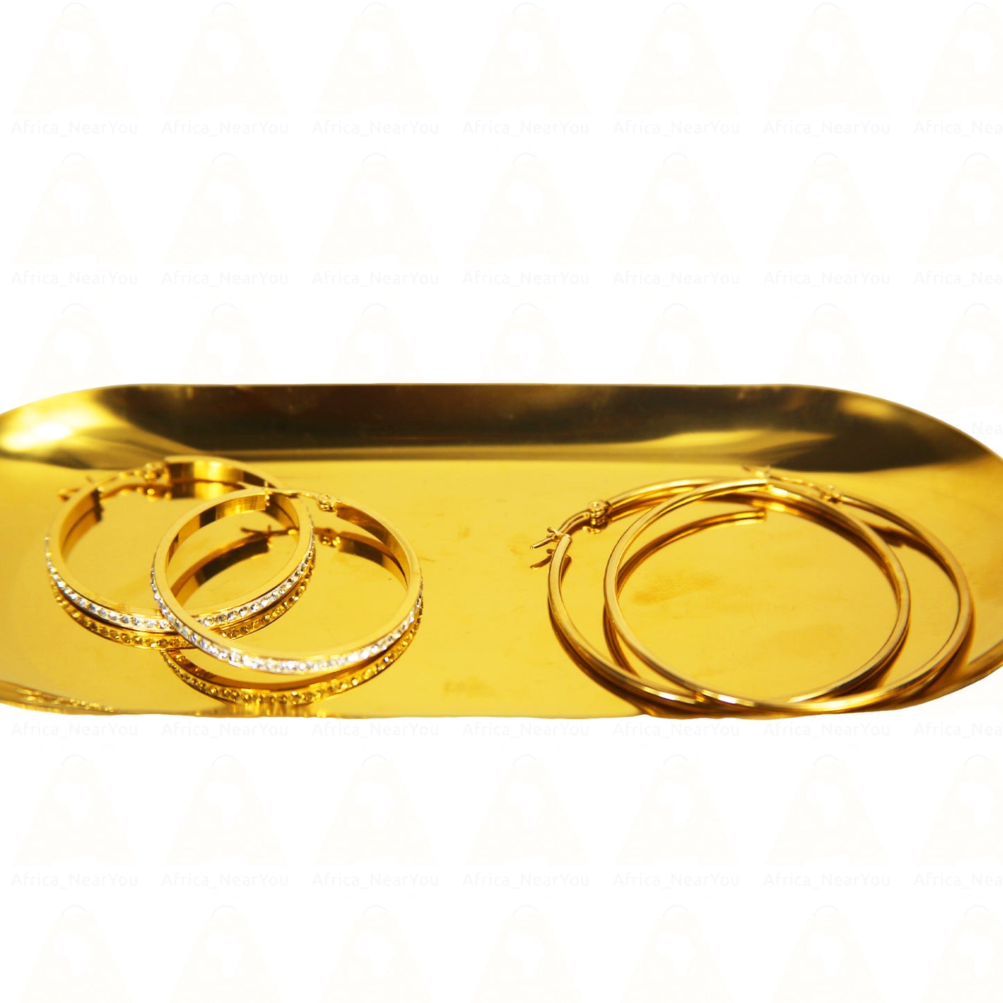 Stylish Hoop Earrings with Elegant Details – Perfect for Any Occasion