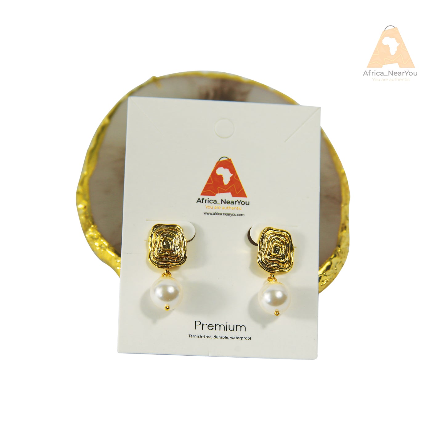 Elegant Gold Textured Pearl Earrings.
