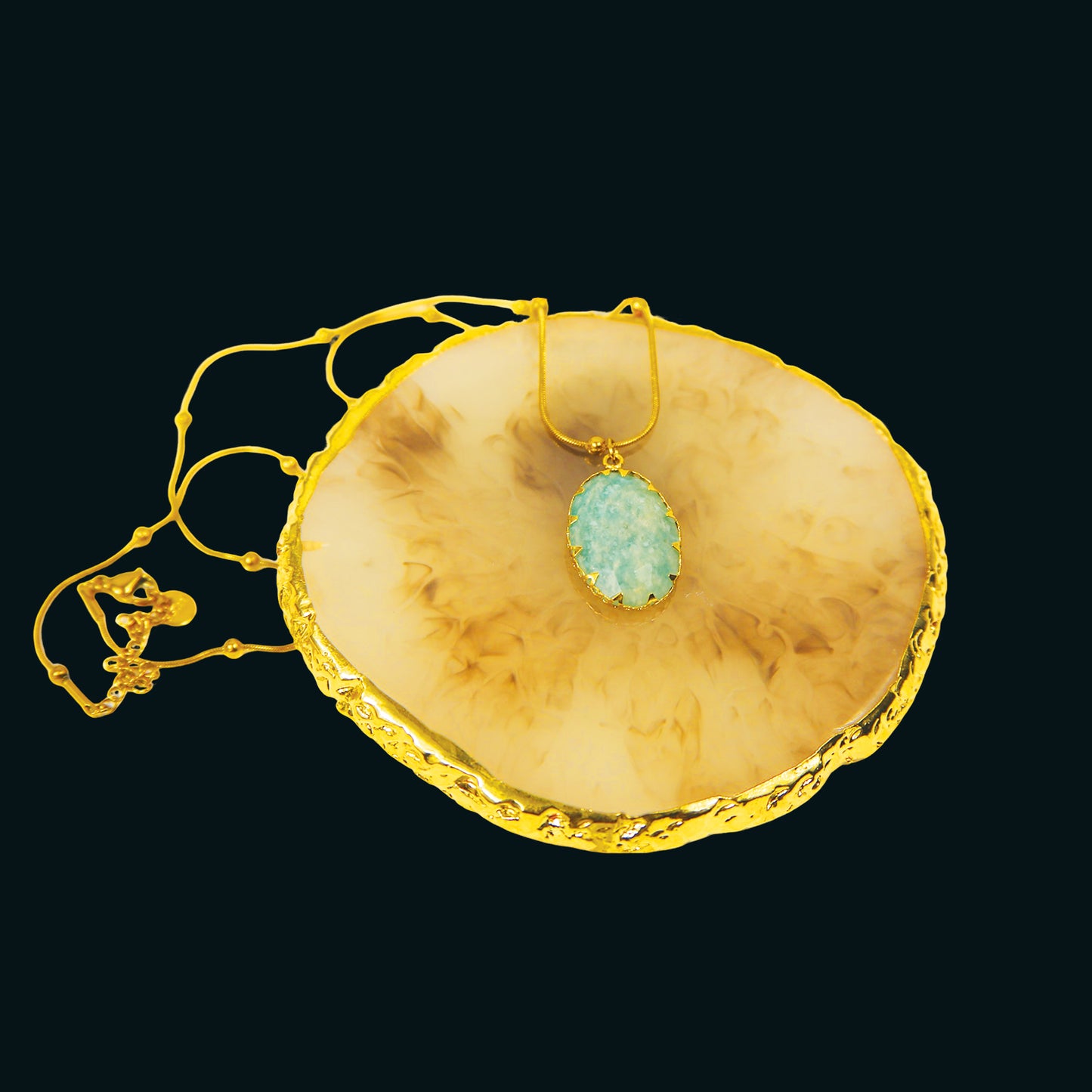 Resizable Labradorite stone